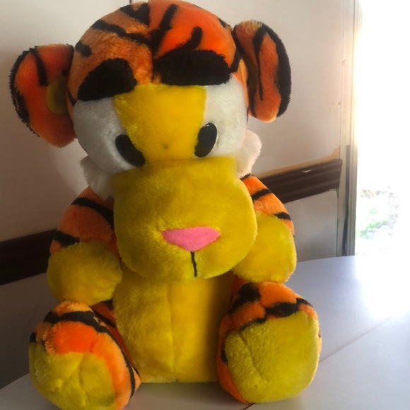 Baby VTG stuffed tigger 1980s - Picture 2 of 9